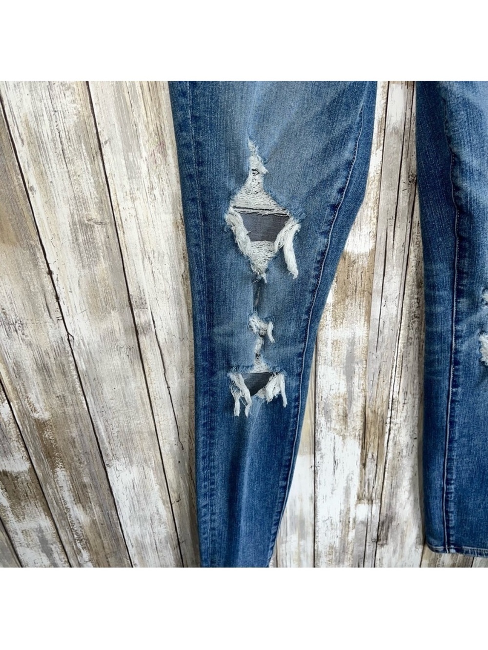 American Eagle The Dream Jean Super High Rise Jegging Distressed Women’s 0 - Picture 2 of 8